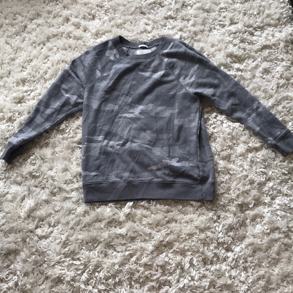 American Eagle Crew Neck